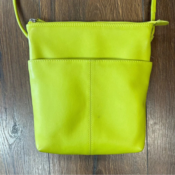ILI New York Midi Sac Style in Pear - Picture 10 of 10